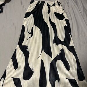 SHEIN Black and Cream A-Line Skirt